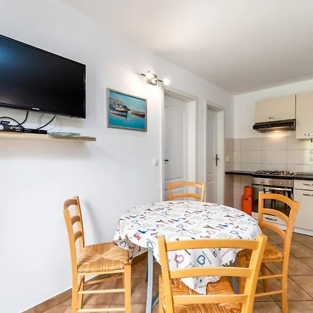 With A Parking Space Baska, Krk - 13907 Apartment Baska (Krk)