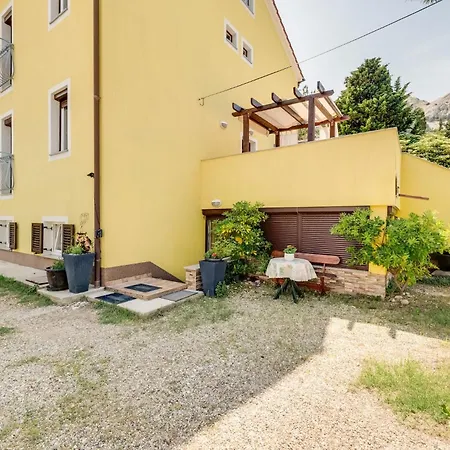 With Parking Space Baska, Krk - 13907 Baška