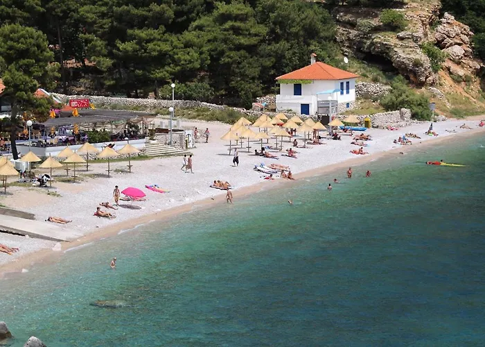 With Parking Space Baska, Krk - 13907 Apartament Baška