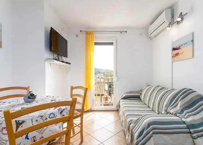 With Parking Space Baska, Krk - 13907 Baška