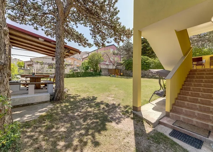 Apartament With Parking Space Baska, Krk - 13907 Baška