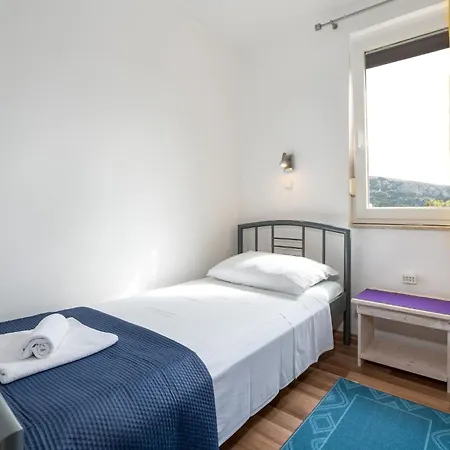 With Parking Space Baska, Krk - 13907 * Baška